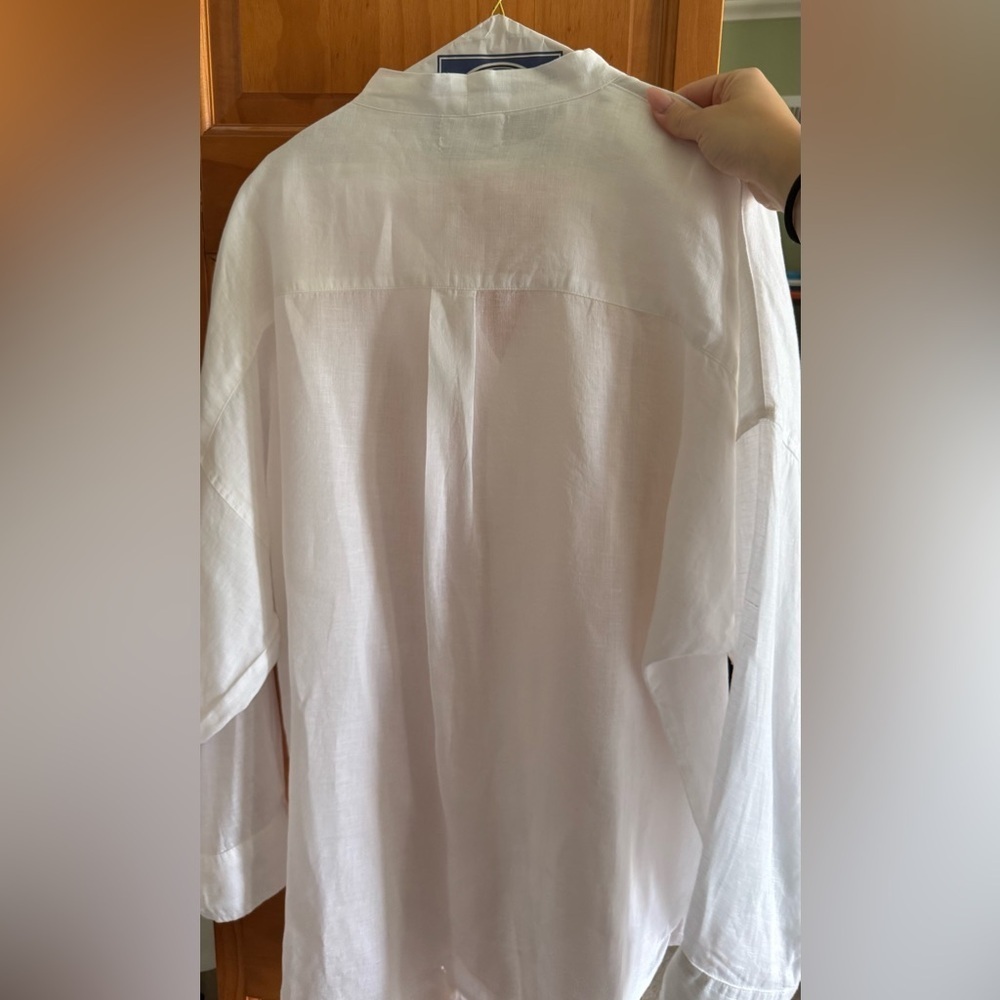 Classic White Shirt - Picture 4 of 4